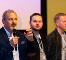 r30.04_MPW_Děti NaganaDan Pánek, Jan Lengyel, Otakar Brousek, Pavel Batěk2_Easy-Resize.com