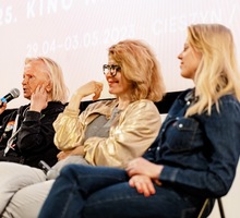 RS Kobieta na dachu PIAST IMG_5194_Easy-Resize.com